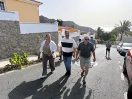 El alcalde de Telde visita Piletillas para recoger demandas vecinales y supervisar mejoras