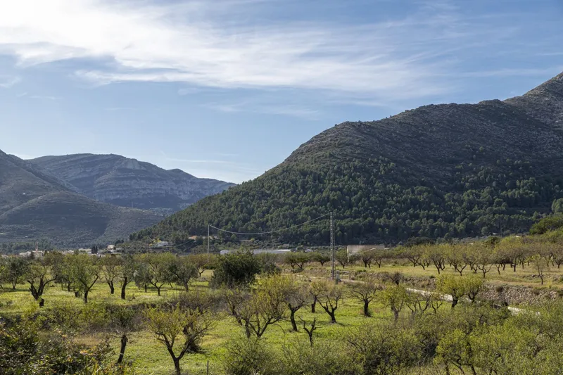 Murla promociona el turismo activo con rutas de senderismo y BTT