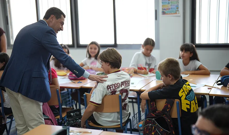 Andalucía inicia el curso con 7.800 docentes más y una ratio de 22 alumnos en Infantil de 3 años