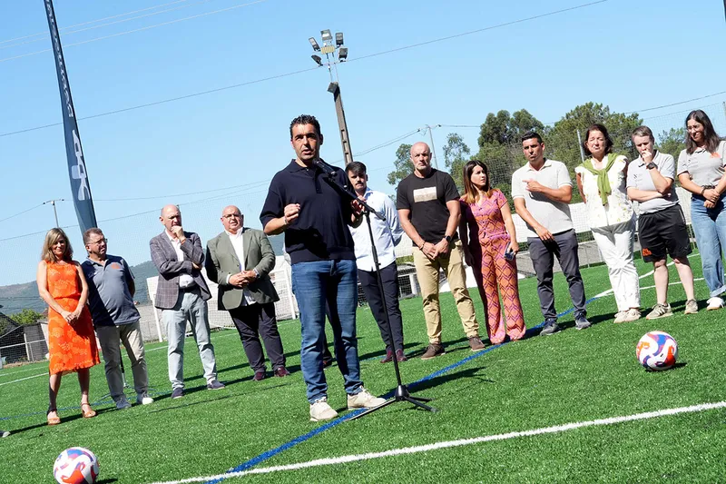 La Diputación de Pontevedra financia íntegramente el nuevo campo de fútbol de San Mateo en Ponteareas