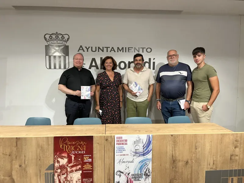 Almoradí celebra el 50 aniversario de su Junta Mayor con el Encuentro Provincial de Cofradías