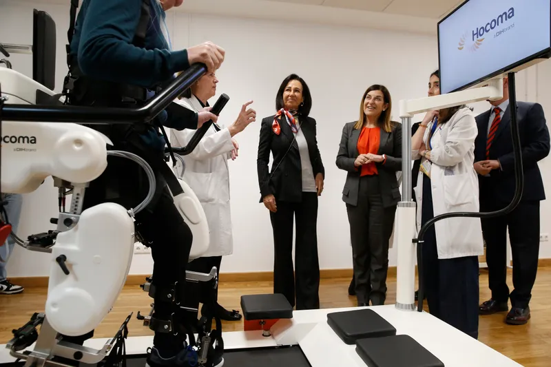 Cantabria estrena un exoesqueleto pionero para la rehabilitación neurológica