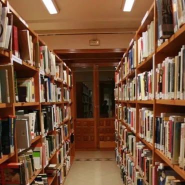 Reinosa abre la puerta a la cultura con su biblioteca y concursos