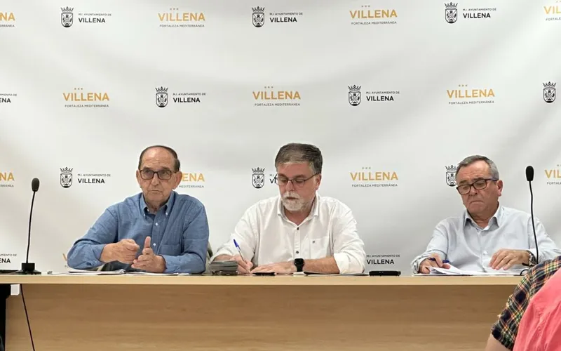 Villena reclama agua para sus regantes ante la inacción de Generalitat y Confederación