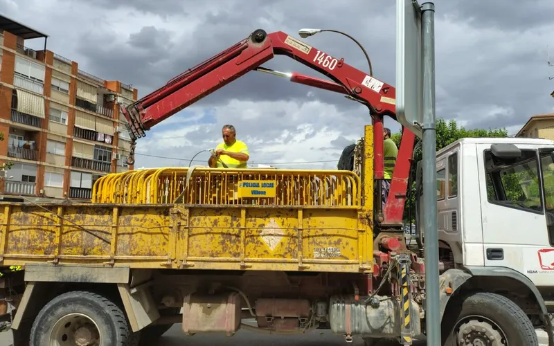 Villena retira el vallado de seguridad del barrio de La Morenica tras finalizar las obras de rehabilitación