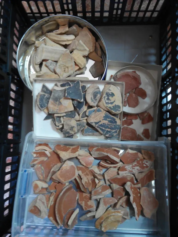 El Ayuntamiento de Tarrés custodia un valioso legado arqueológico de la época pre-romana y romana