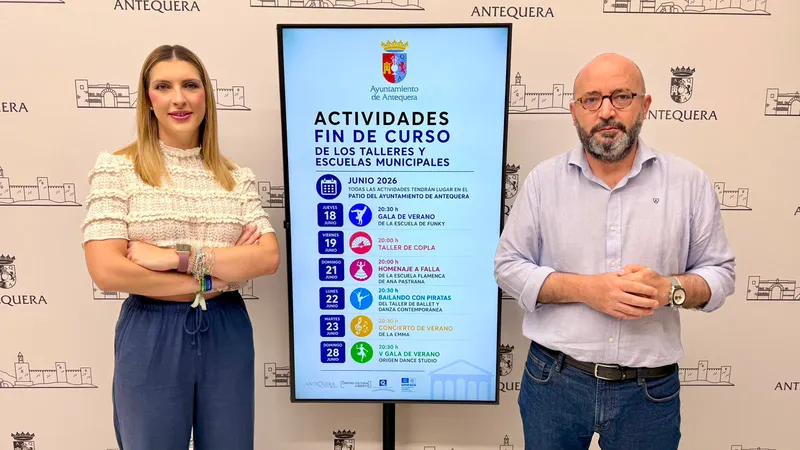 Antequera celebra el fin de curso con galas de música, danza y copla en el Patio del Ayuntamiento