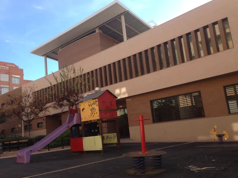 Burjassot detalla la red de centros sociales y servicios municipales