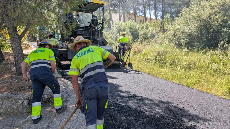 Torredelcampo mejora el acceso al paraje de Megatín con el reasfaltado de caminos rurales