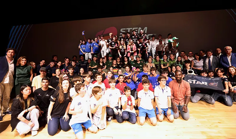 Doce centros andaluces avanzan a la final del programa STEM Racing Fórmula 1