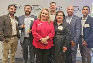 Santa Ana recibe el premio 'Cliente del Año' de ingenieros de Orange County