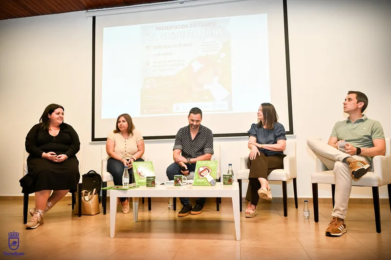 Presentado en Tomelloso "El viaje de Dani", un cuento para educar en emociones desde la infancia