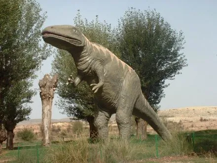 Galve presenta el Megalosaurio, un gigante prehistórico en su patrimonio paleontológico