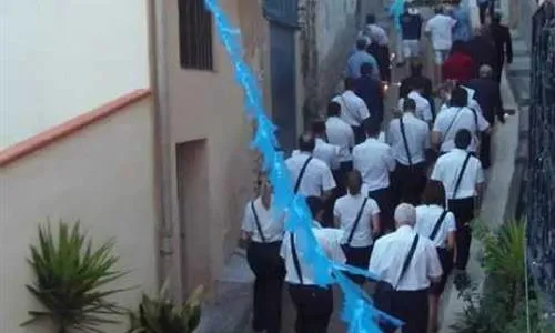 Tollos celebra sus fiestas patronales en honor a San Antonio de Padua y la Virgen del Rosario