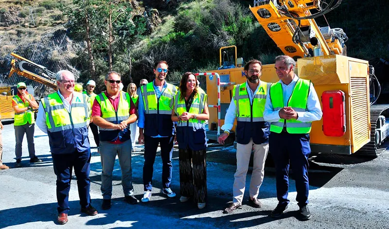 La Junta de Andalucía reabre la carretera de acceso a Pradollano el 10 de julio