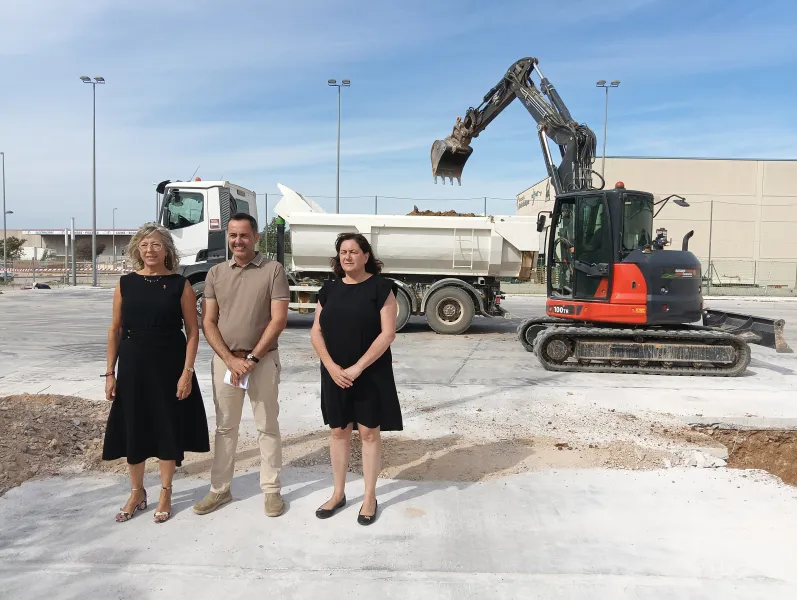 Tortosa cubre la pista polideportiva del pabellón del Temple para ampliar su uso