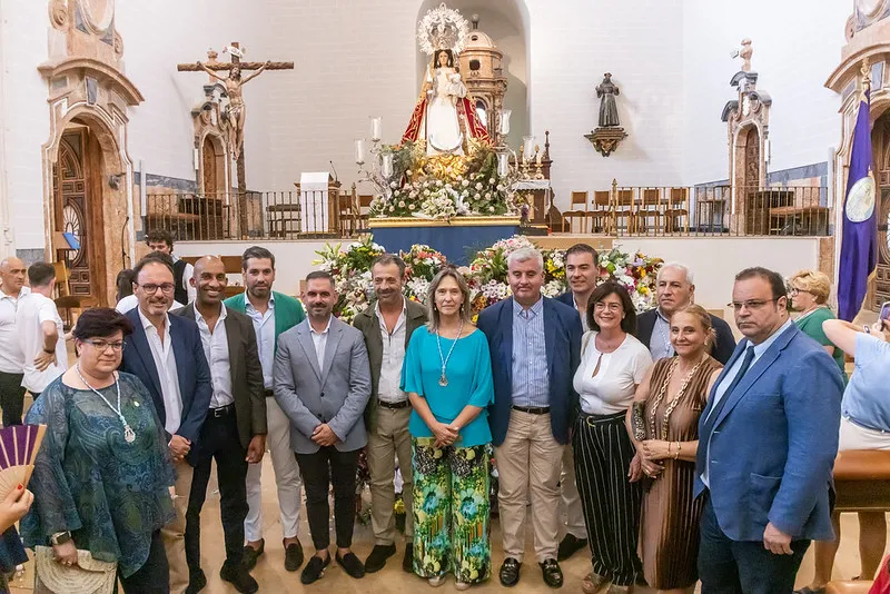 Guadalajara honra a su patrona, la Virgen de la Antigua, con una multitudinaria Ofrenda Floral