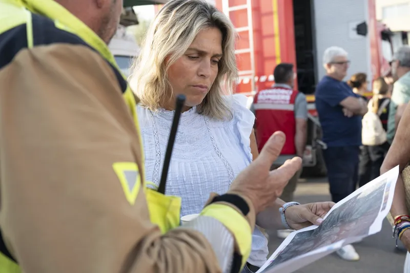 La Diputación de Castellón habilita el centro de Penyeta Roja para acoger a evacuados por el incendio de la Vall d'Uixó