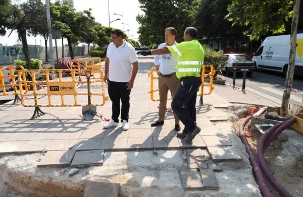 Toledo instala semáforos para peatones en el Paseo de la Rosa antes de agosto