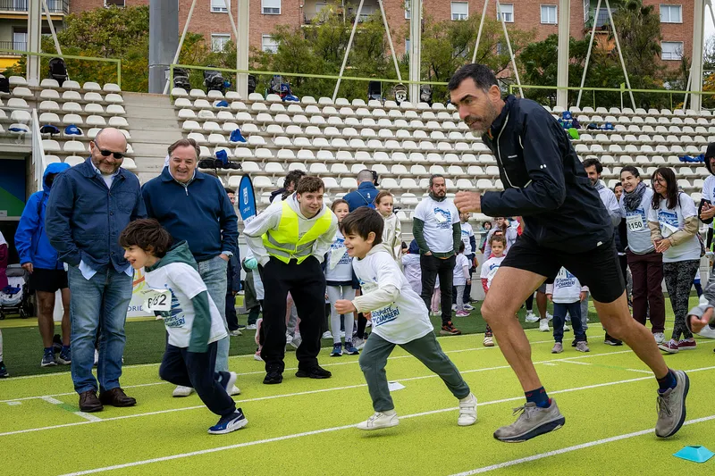 Chamberí fomenta el deporte familiar con una jornada de atletismo en Vallehermoso