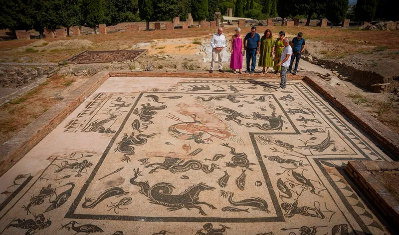Restaurados los mosaicos de la Ínsula de Neptuno en Itálica