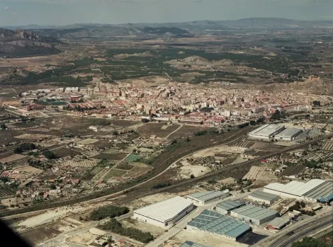 El castillo de Sax: historia, estrategia y defensa en la frontera entre reinos