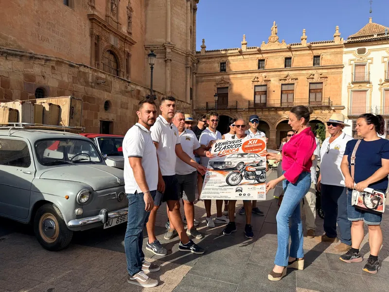 Lorca celebra la XII Concentración de Vehículos Clásicos y el Salón AutoRetro el 6 de septiembre