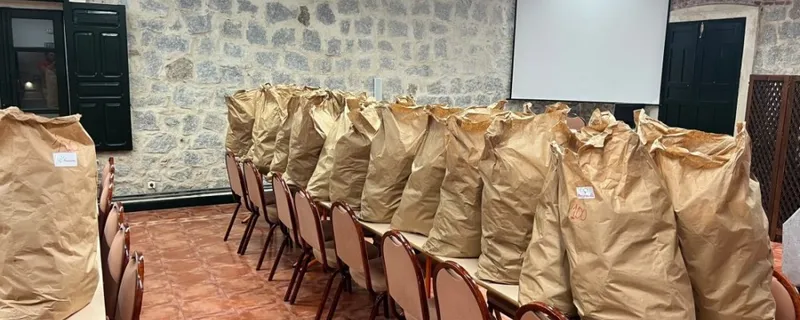 Naturávila elabora casi 11.000 bocadillos para el operativo contra el incendio de Burgohondo