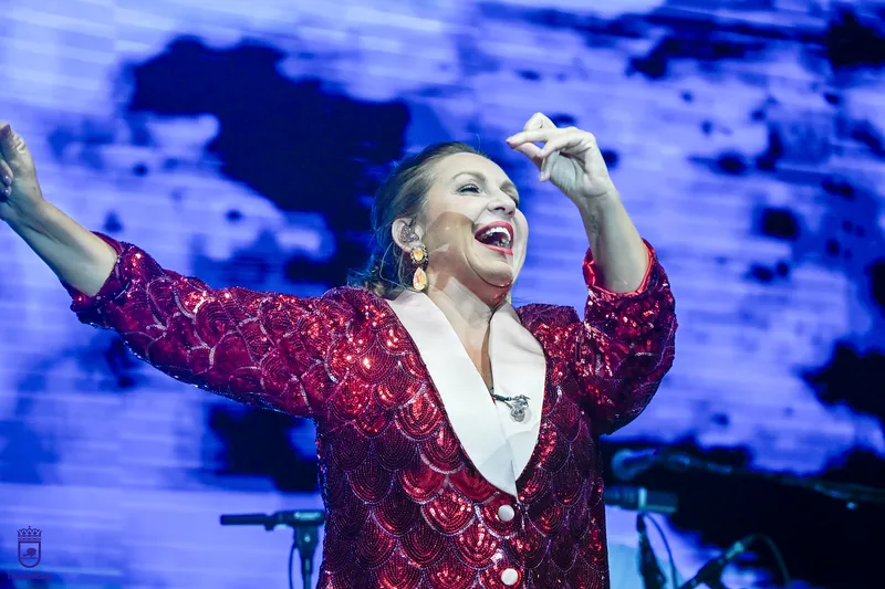 Niña Pastori clausura la Feria de Tomelloso ante 3.000 asistentes