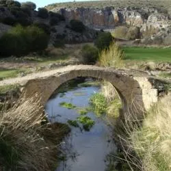 Dévanos: Un viaje a través de su historia desde la prehistoria hasta la reconquista