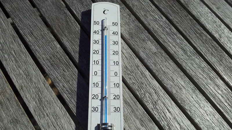 València activa medidas urgentes ante la alerta roja por altas temperaturas