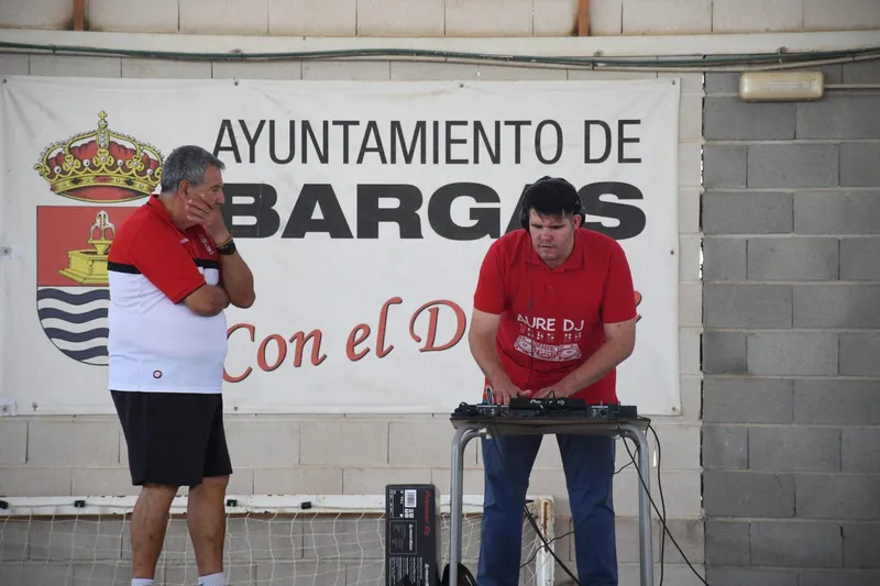 Bargas recauda fondos para un patio inclusivo con el "Reto 4 Everest"