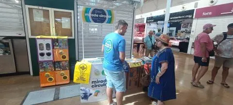 Vinaròs acerca la gestión de residuos a los mercados municipales