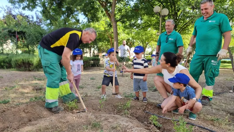 Valdepeñas celebra el Día del Medio Ambiente con plantación y actividades sostenibles