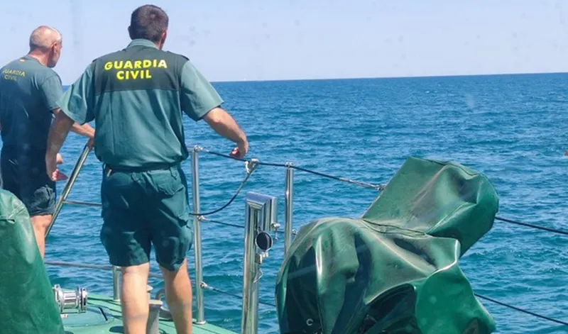 Un hombre fallece tras colisión de moto acuática y barco en Fuengirola