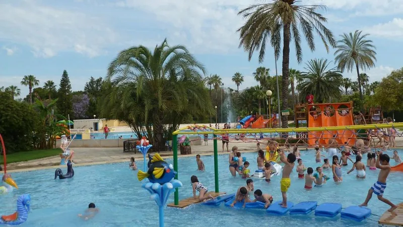 València cierra el verano deportivo con más de 215.000 usuarios en piscinas y miles en actividades