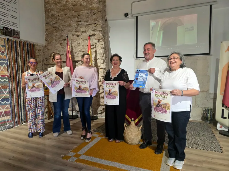 Lorca celebra el Día de las Mujeres Rurales con actividades y cine en La Hoya