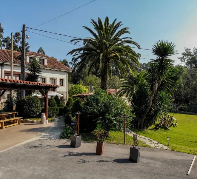 Casas Jogueru ofrece alojamiento vacacional en un entorno natural entre Ribadesella y Llanes