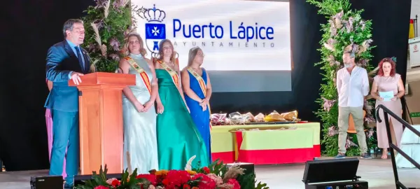 Valverde ensalza en Puerto Lápice la importancia de preservar las raíces y tradiciones locales