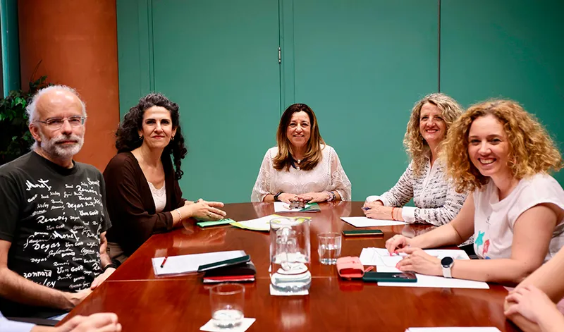 Periodistas andaluces podrán acceder a bolsas de profesorado de Lengua y Literatura