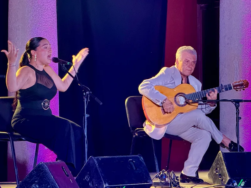 Consuelo Haldón deslumbra en el Patio de los Leones en la apertura de los Veranos Culturales de Guadalajara