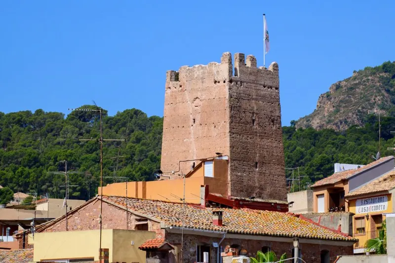 Licitan las obras de restauración de la Torre del Senyor en Serra