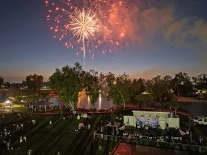 Santa Ana celebra el 4 de Julio con fuegos artificiales y eventos familiares