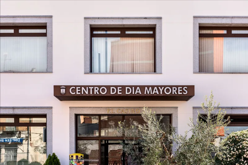 Torrijos amplía la oferta de ocio y bienestar para sus mayores en el Centro de Día