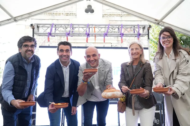 Luis López destaca la Festa dos Callos de O Porriño como motor de turismo gastronómico