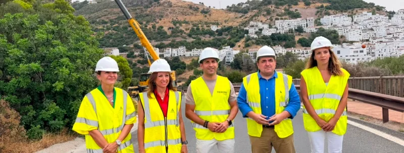 La carretera A-7150 de Casares reabre la próxima semana tras obras de emergencia