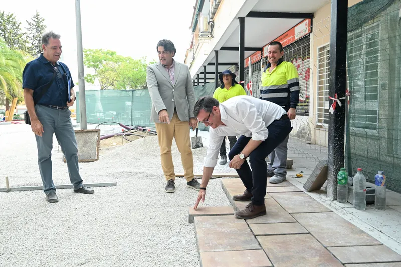 Hortaleza renueva sus plazas con 1,36 millones para ganar accesibilidad y zonas verdes