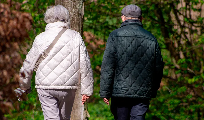 Andalucía bate récords en dependencia: más beneficiarios y prestaciones con menor espera