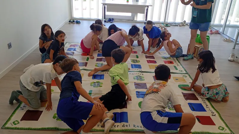 Bargas celebra el Día Mundial del Reciclaje con una gymkana ambiental para niños