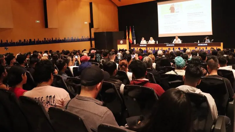 Benidorm tramita más de 2.300 certificados de vulnerabilidad para la regularización de migrantes